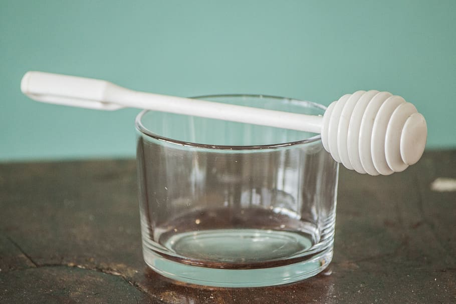 Glass Cup with Plastic Honey Dipper, transparent, beaker, experiment HD wallpaper