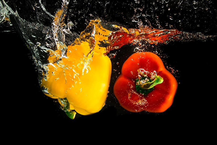fruits, vegetables, yellow pepper, red pepper, water, splash HD wallpaper
