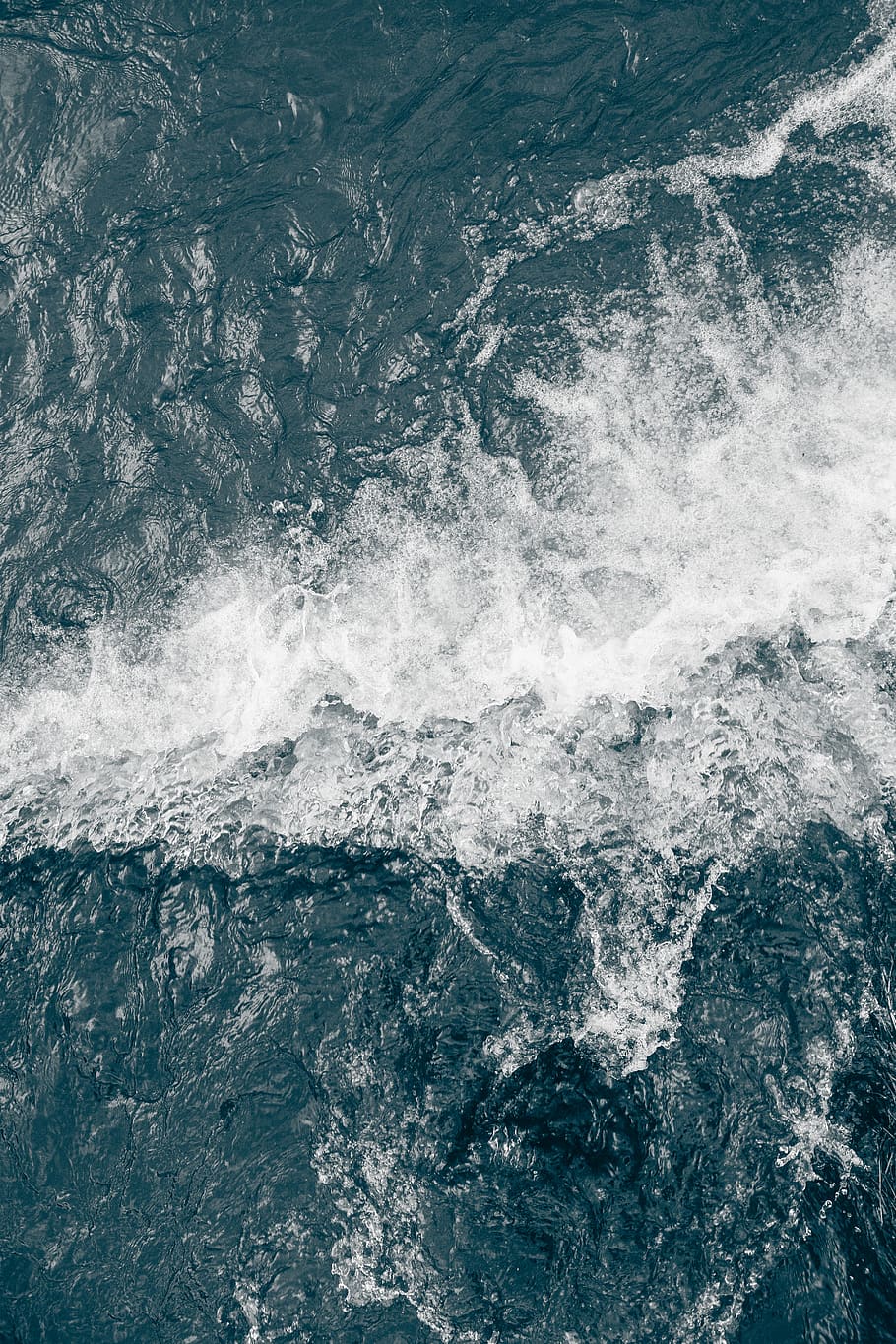 White Sea Wave, blue water, foam, motion, ocean, pattern, rock HD wallpaper