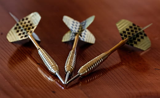 3 Metal Darts Pin, design, point, pointed, reflection, target HD wallpaper