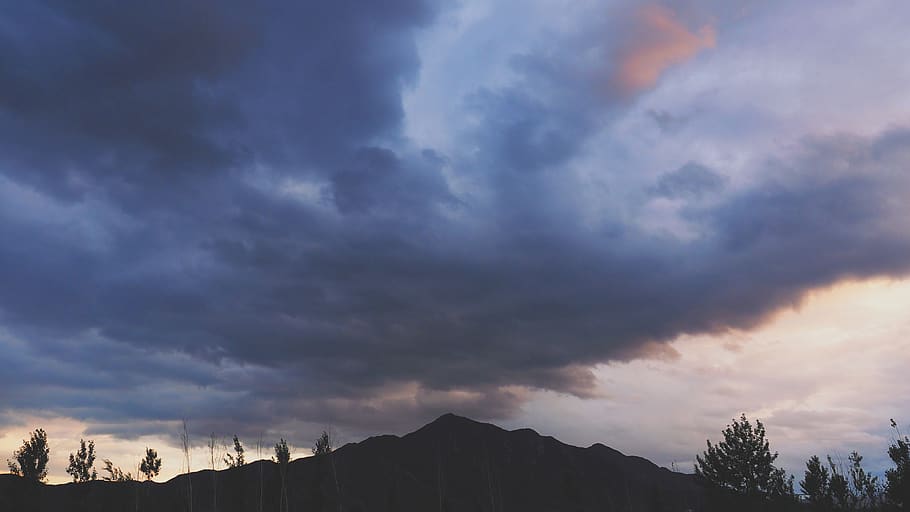 cloud - sky, scenics - nature, beauty in nature, tree, tranquility HD wallpaper
