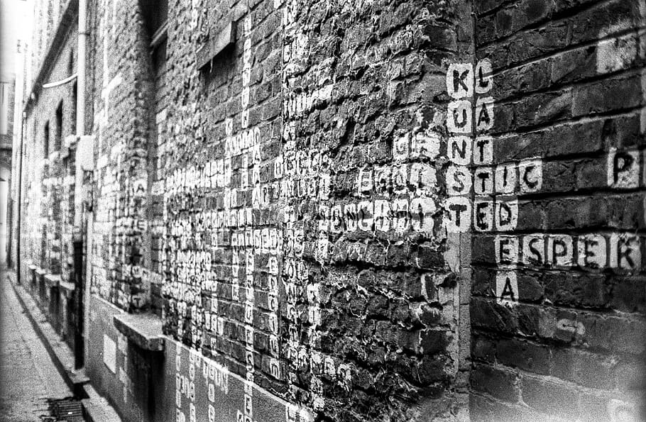black concrete wall, city, mural wall, crossword, words, painting HD wallpaper