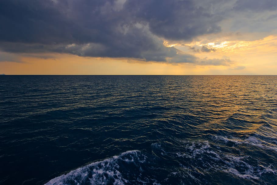 thailand, sunset, sky, clouds, ocean, golden hour, boat, water HD wallpaper