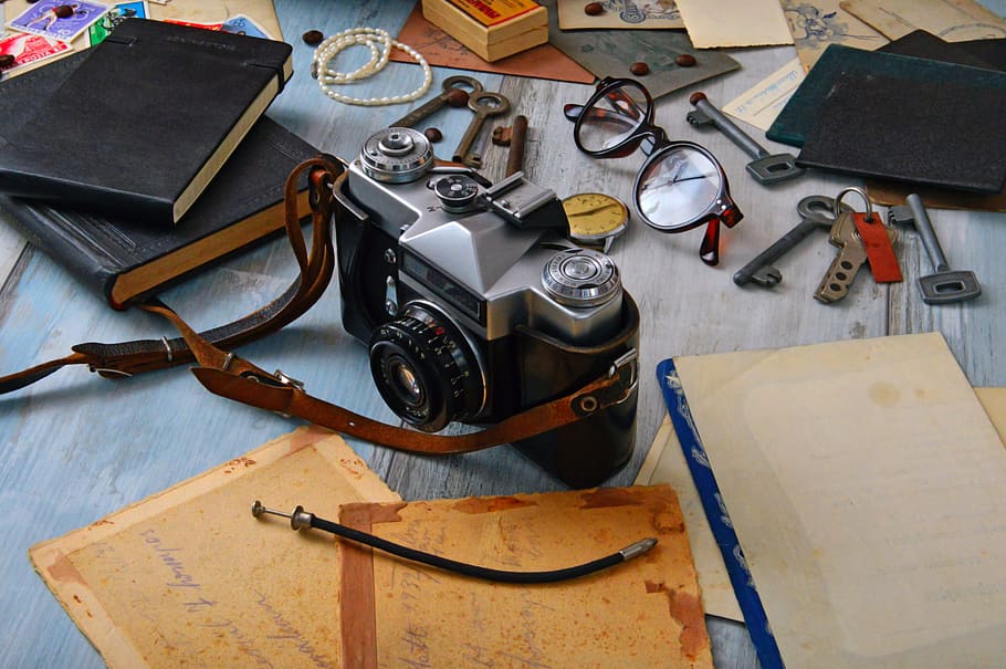 Black and Gray Camera on Table Surrounded by Books, antique, classic HD wallpaper