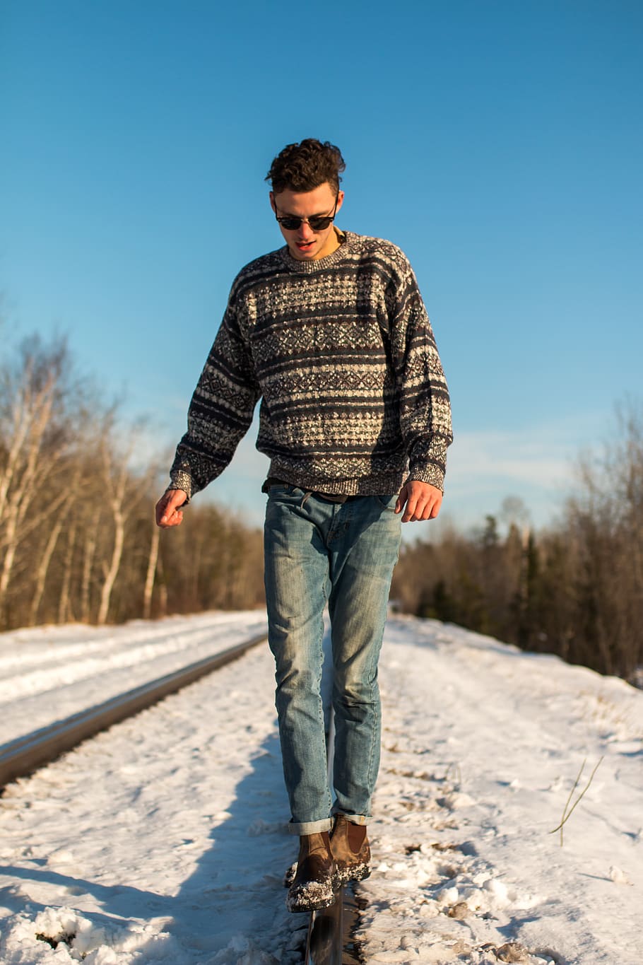 one person, real people, young adult, winter, nature, full length HD wallpaper