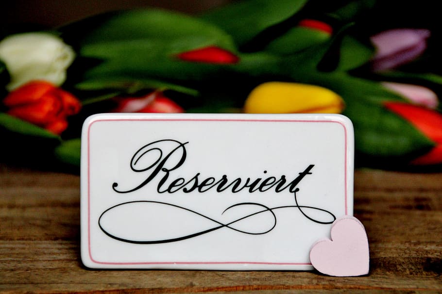 reserved, shield, note, heart, tulips, flowers, memory, occupied HD wallpaper
