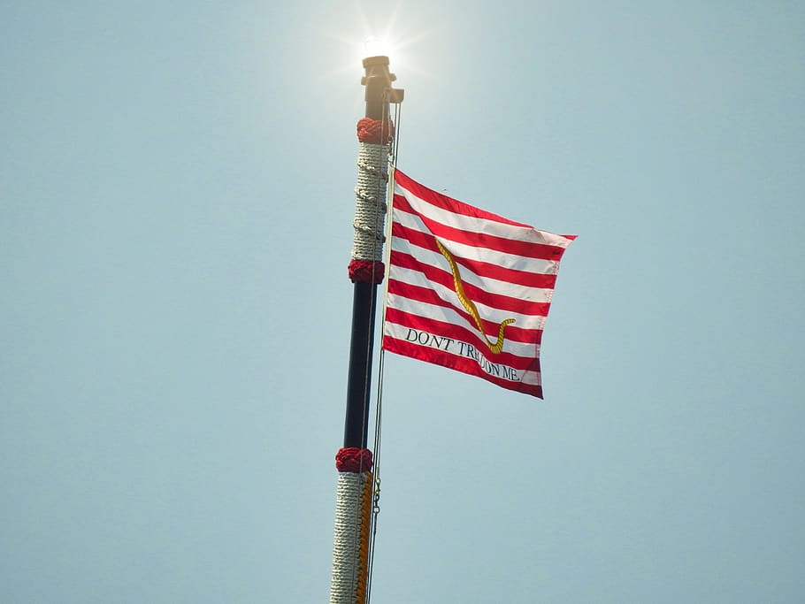 low angle view, sky, nature, pole, clear sky, striped, red HD wallpaper