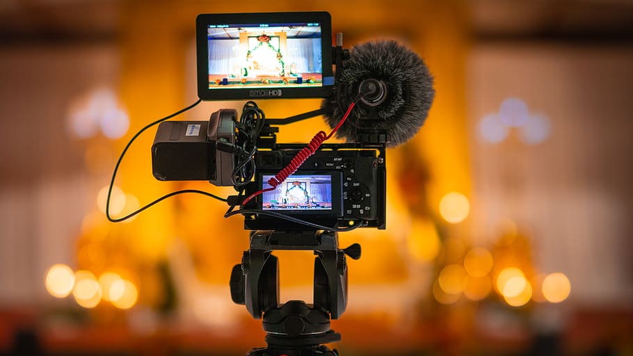 black video camera on black tripod, technology, photography themes HD wallpaper