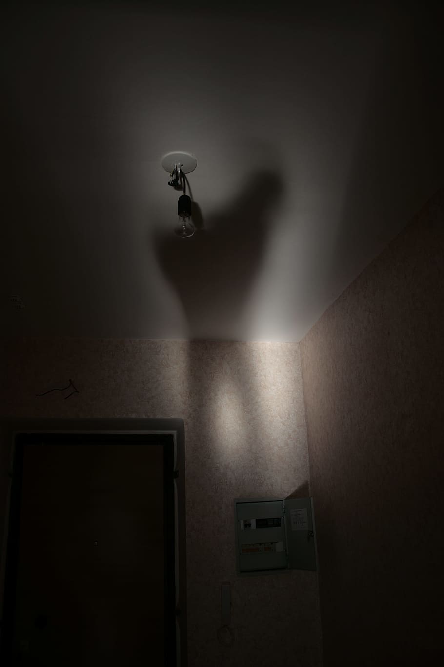 concept, dark, figure, indoor, man, person, scary, shadow, illuminated, HD wallpaper