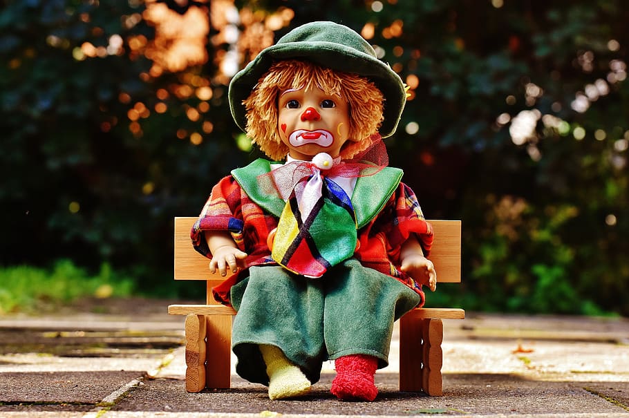 Clown Doll Sitting on Bench, adorable, beautiful, blur, boy, child HD wallpaper