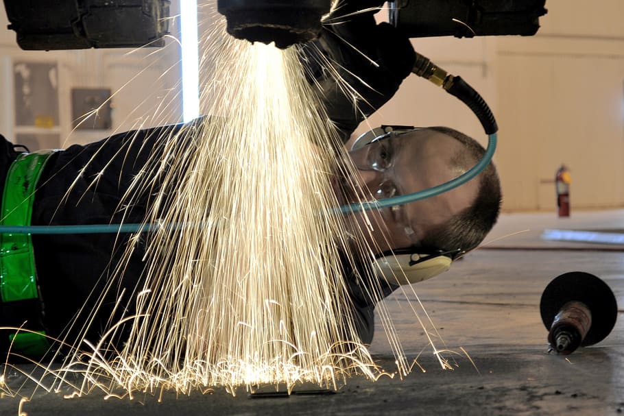 work, job, mechanic, activity, human, technical, sparks, heat - temperature HD wallpaper