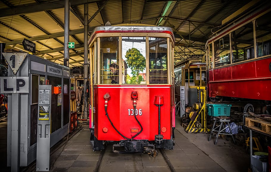 tram, hall, workshop, oldtimer, turned off, nostalgia, train HD wallpaper