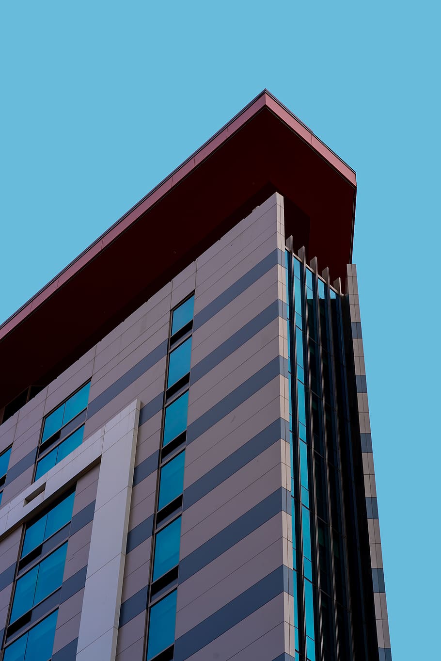 high rise building, office building, corner, housing, condo, town HD wallpaper
