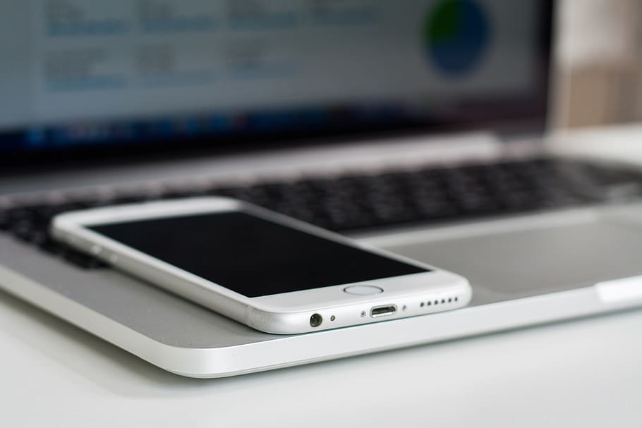 macbook, laptop, computer, technology, iphone, mobile, smartphone HD wallpaper