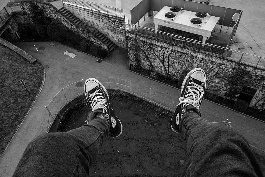 rooftoping, urban, biax, steckborn, swiss, chucks, allstars HD wallpaper