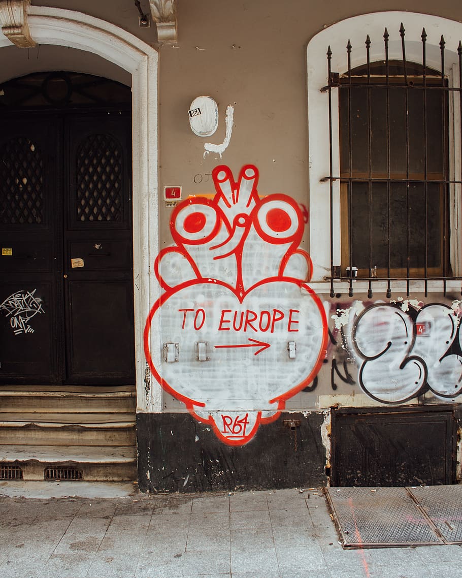 White and Red Heart to Europe Signage on Wall, architecture, arrow HD wallpaper