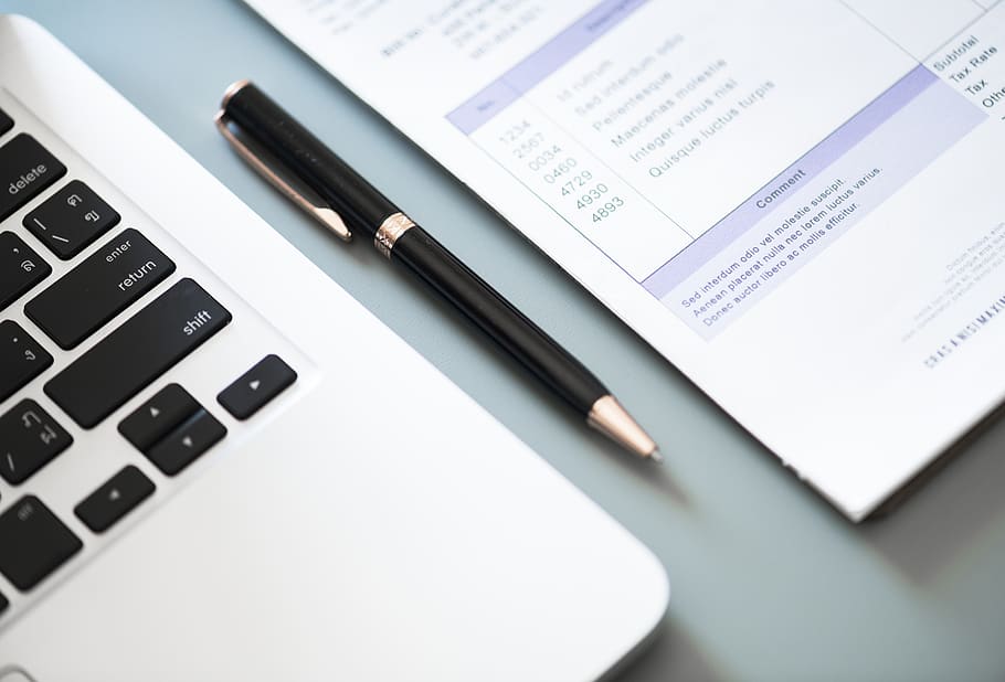 Black and Gray Twist Pen Beside Laptop Computer, close-up, digital device HD wallpaper