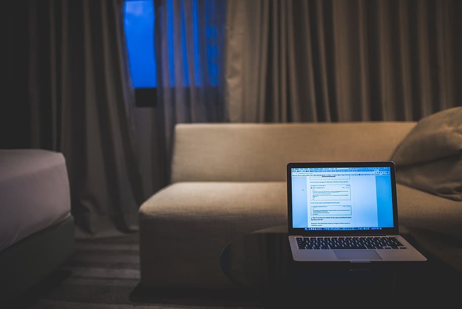 computer, hotel, desk, sofa, travel, macbook, technology, business HD wallpaper