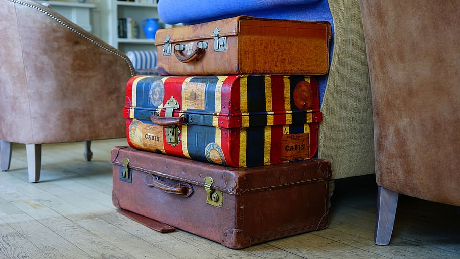 still, items, things, suitcases, luggage, stack, pile, vintage HD wallpaper