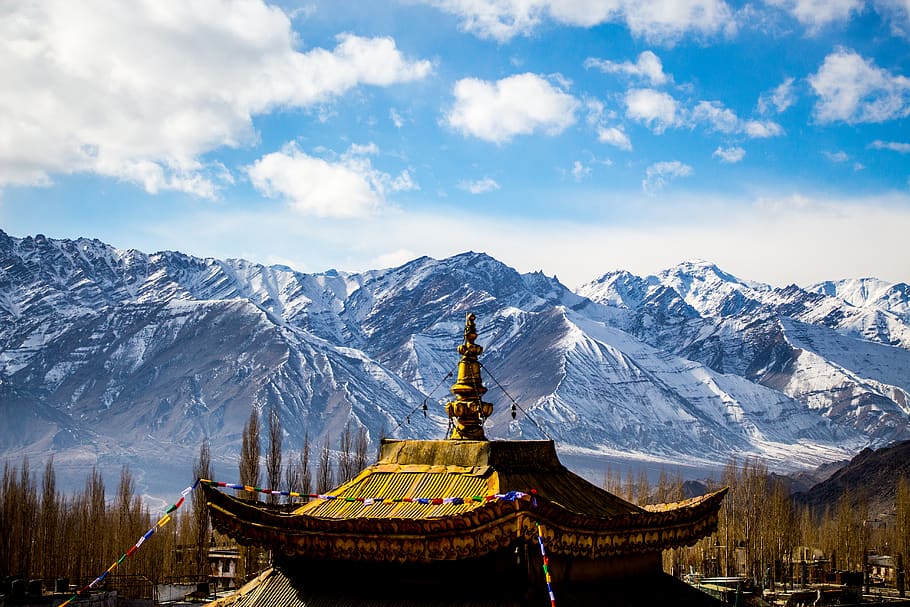 Gold Temple Near White Mountain, architecture, blue sky, clouds HD wallpaper
