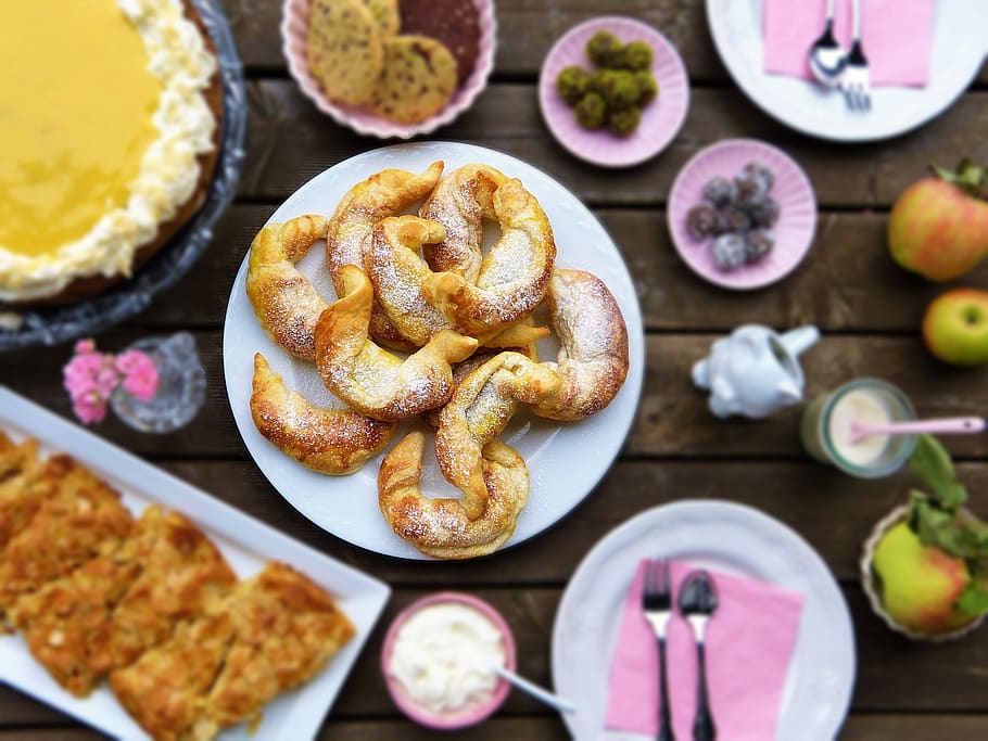 coffee panel, kaffeeklatsch, cake, pastries, puff pastry, croissant HD wallpaper