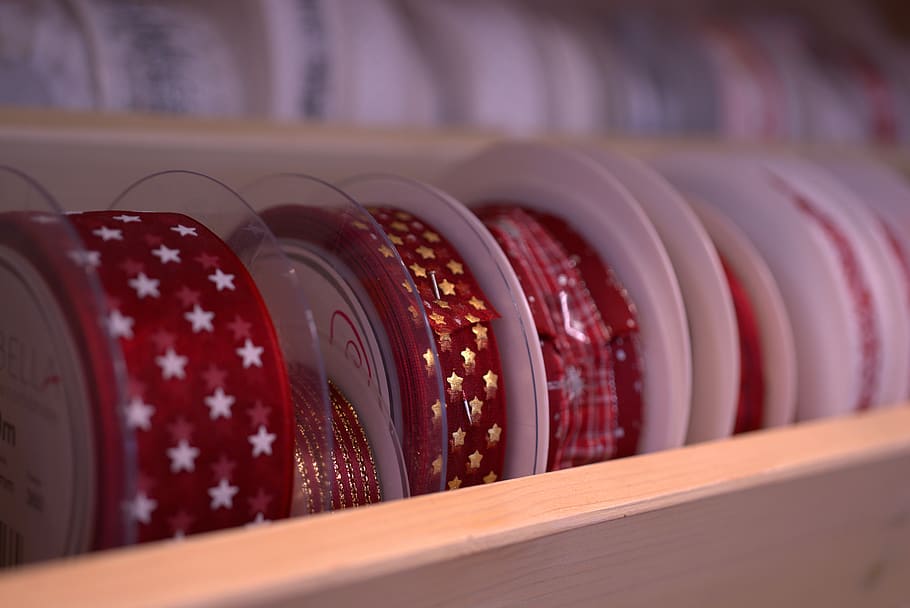 gift tape, christmas, loop, band, gold, red, decoration, christmas eve HD wallpaper