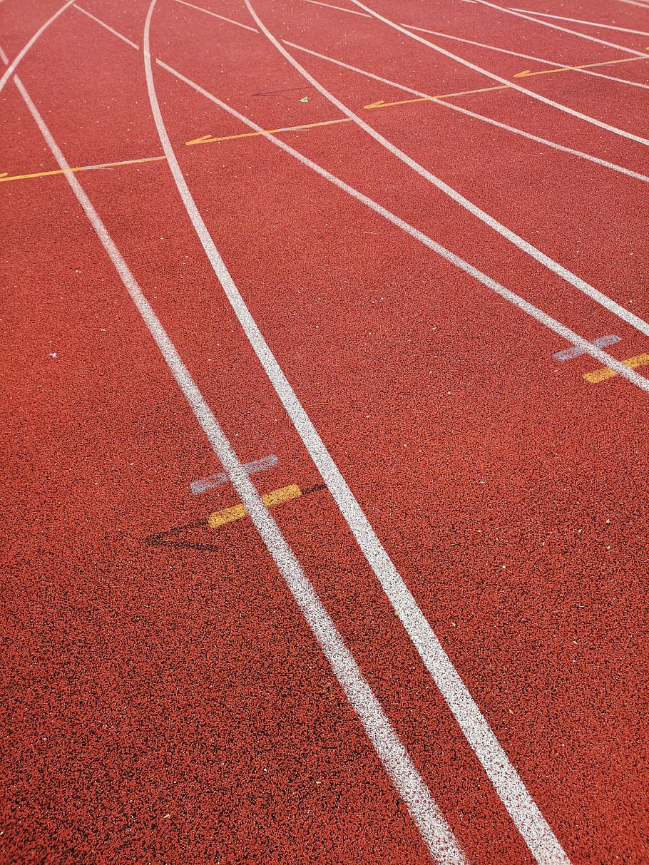 empty runner race track during daytime, track and field, sport HD wallpaper