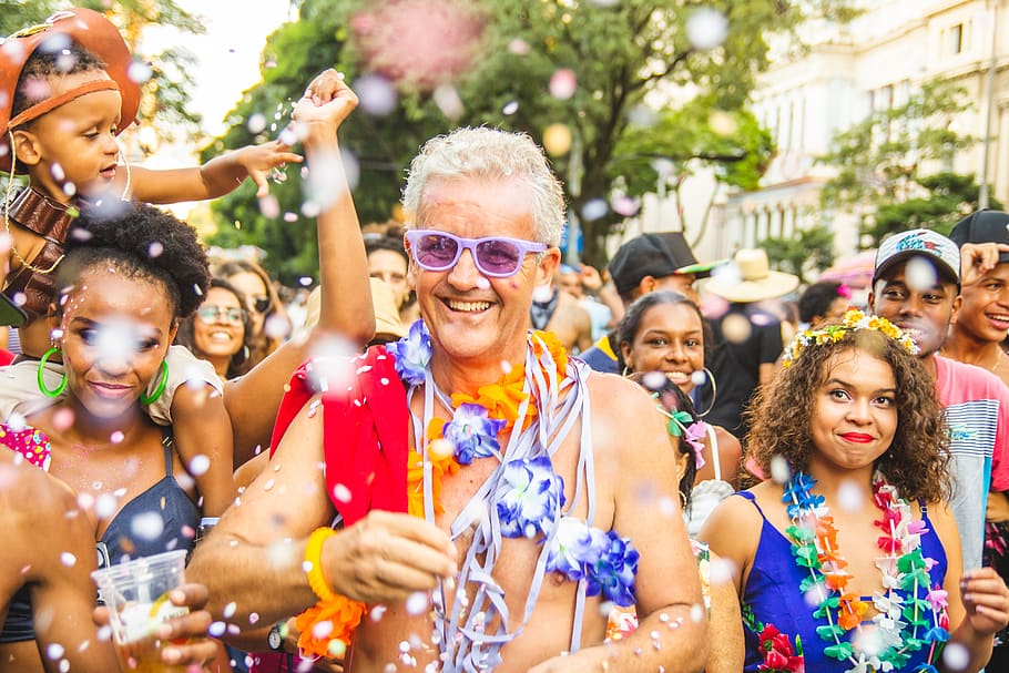 Happy Faces, celebration, ceremony, colorful, costume, crowd HD wallpaper
