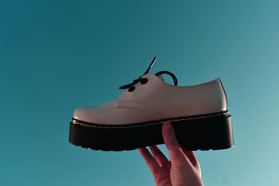 White Shoe, footwear, leather, human hand, human body part, holding HD wallpaper