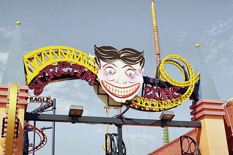 Scream Zone rollercoaster, amusement park, theme park, roller coaster HD wallpaper