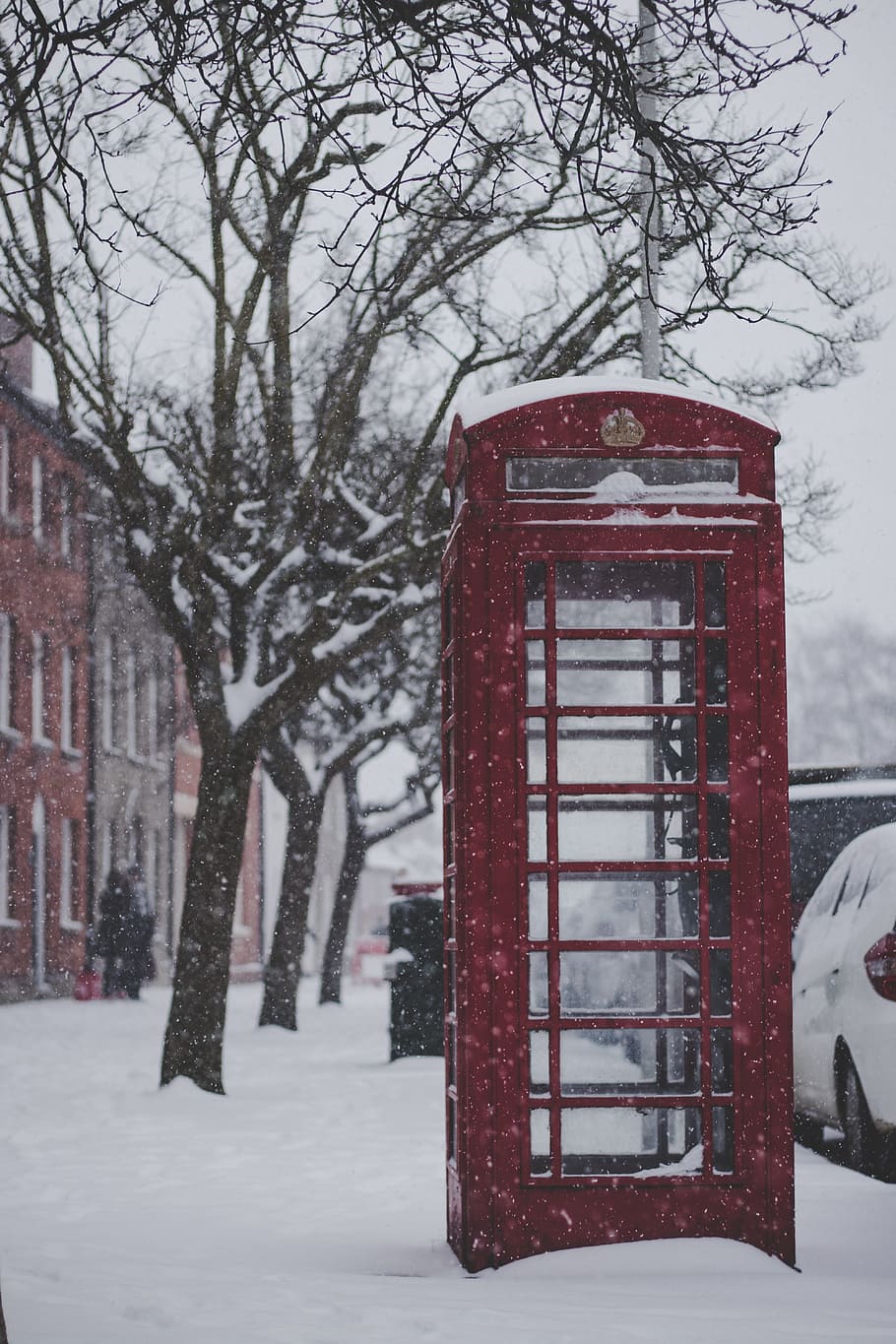 Red Telephone Booth on the Sidewalk With Snow, cold, snowcapped HD wallpaper