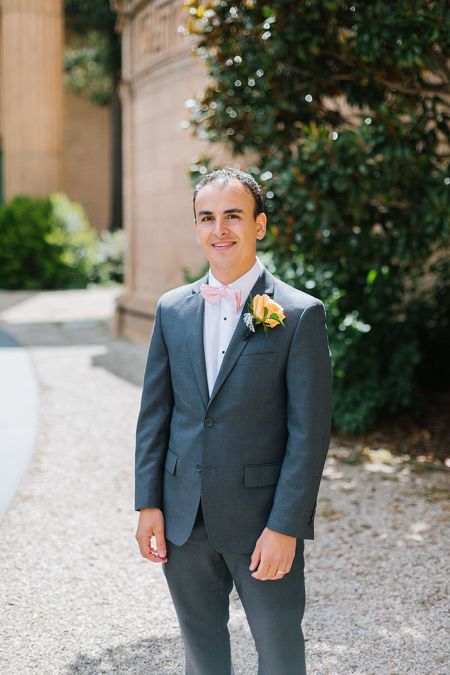 man wearing gray suit, looking at camera, standing, three quarter length HD wallpaper