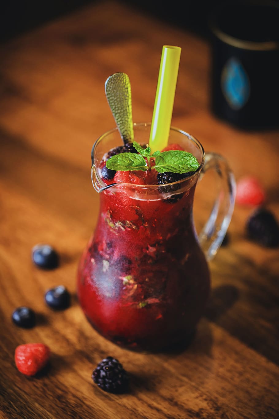 fruit juice in jar, food and drink, table, healthy eating, freshness HD wallpaper