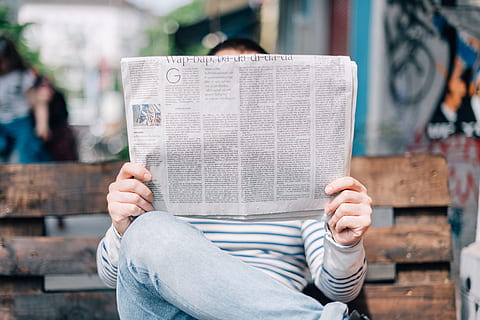 Man Reading Newspaper, people, community, relax, relaxing, holding HD wallpaper