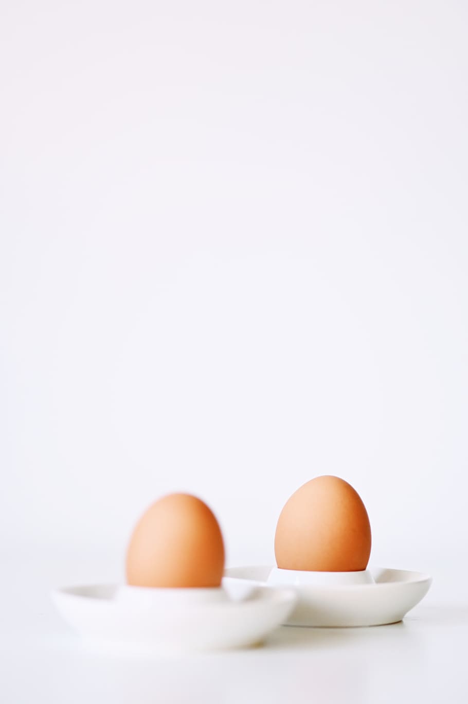 two brown eggshells, food, food and drink, studio shot, healthy eating HD wallpaper