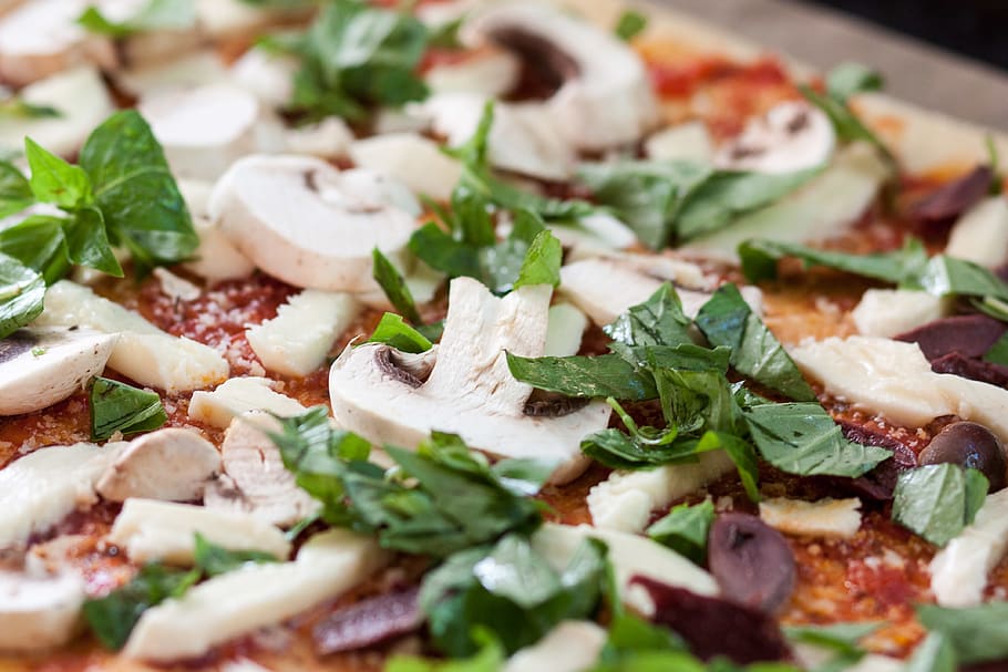 selective focus photgraphy mushroom pizza, food, vegetable, healthy