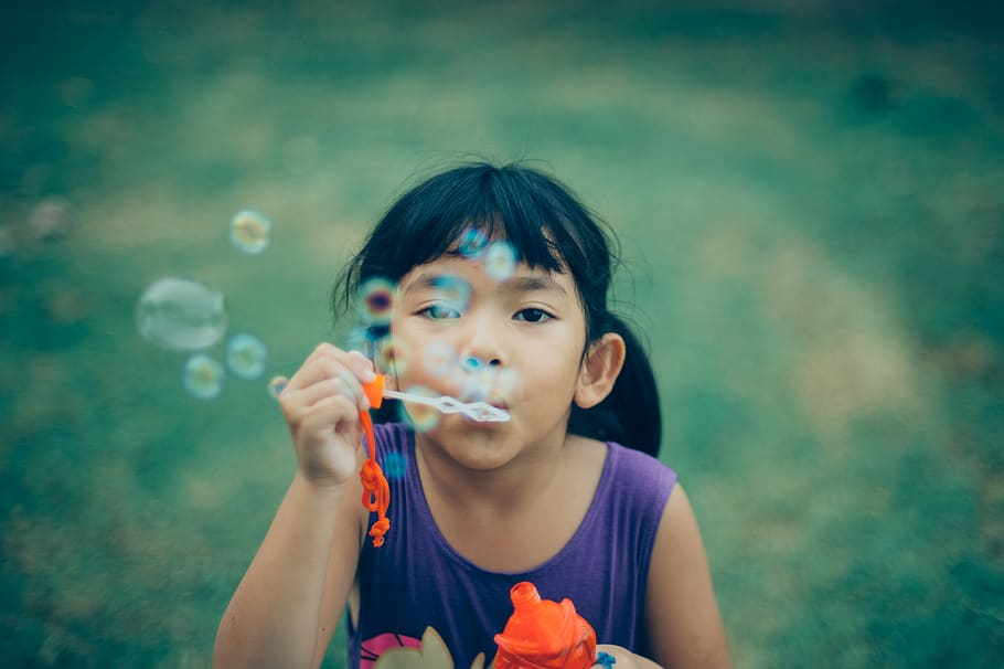 people, kid, child, bubbles, toy, game, grass, green, portrait HD wallpaper