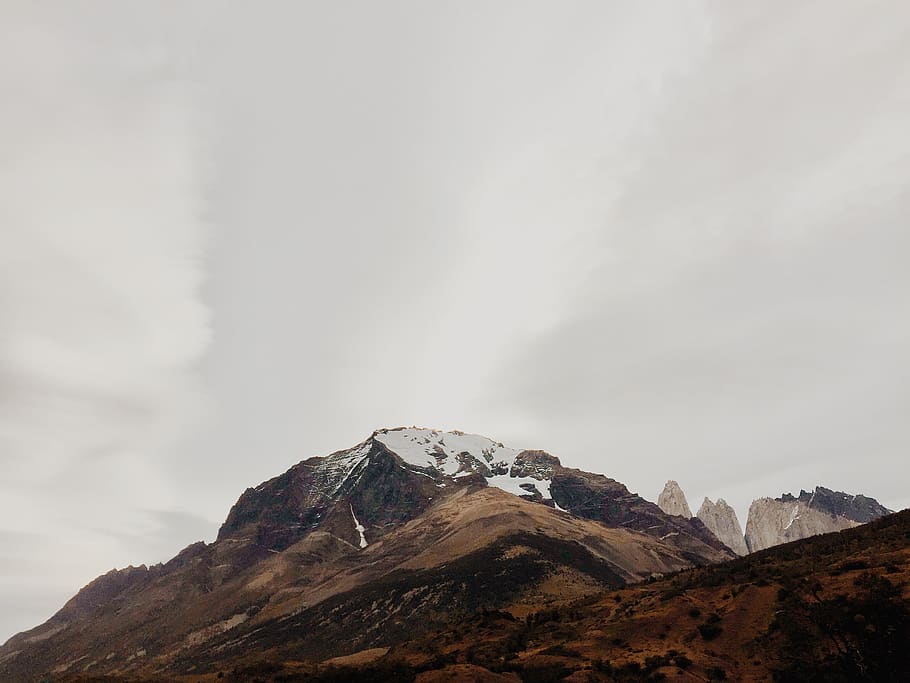 snowy mountain top, nature, mountain range, outdoors, peak, plateau HD wallpaper
