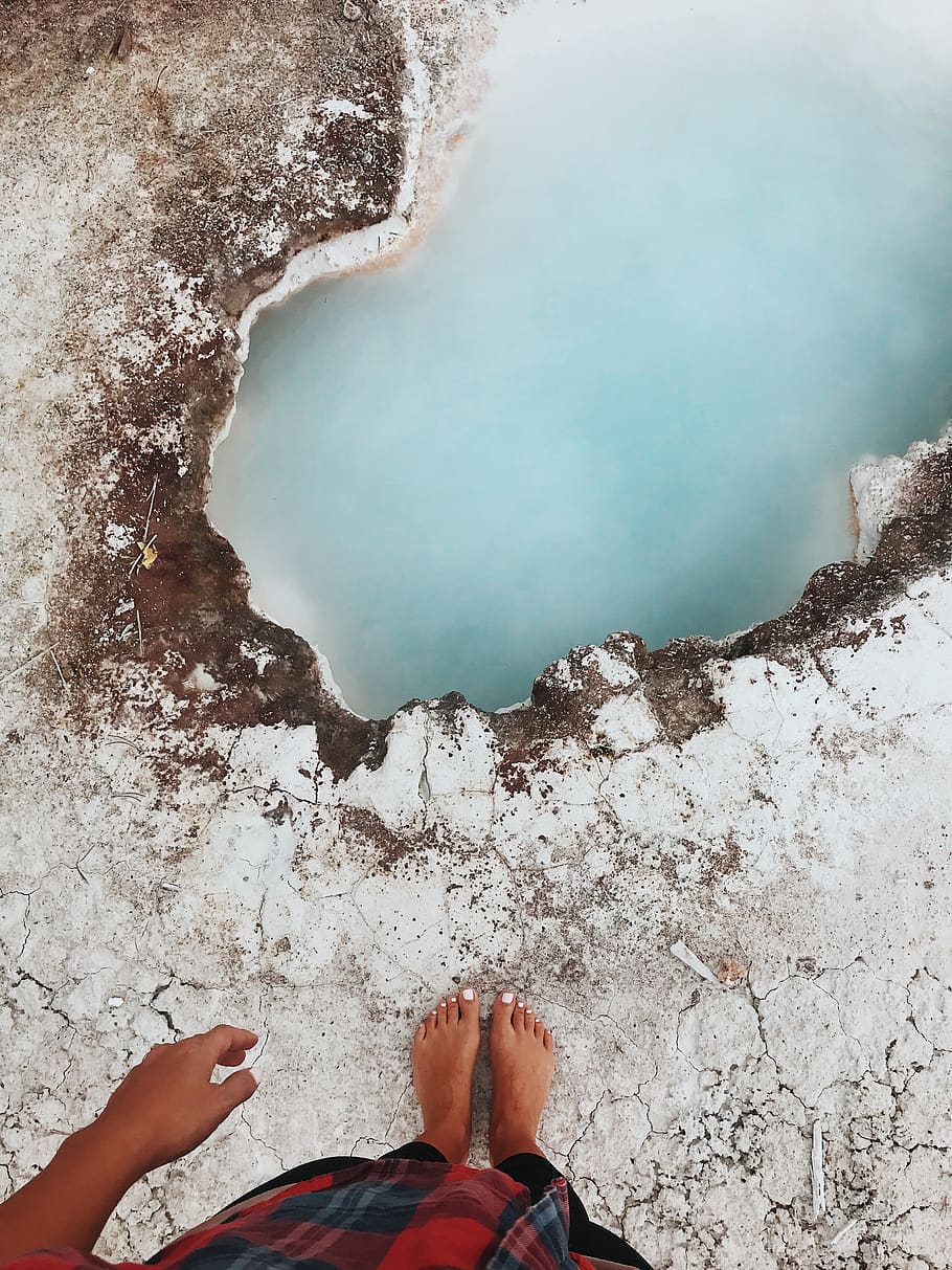 person standing on ice, human, people, toe, united states, artist's paint pots trail HD wallpaper