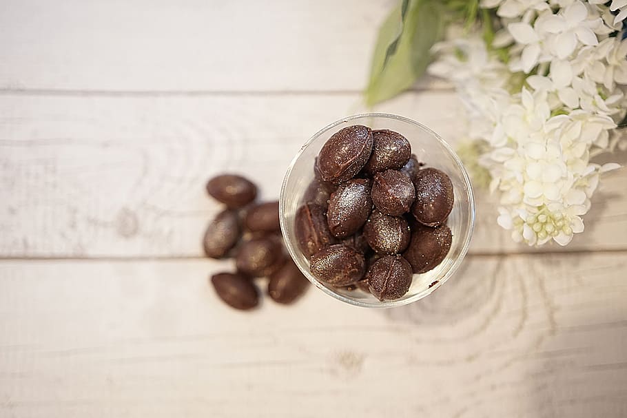 easter, dark, chocolate, small, eggs, spring, lilac, food, food and drink HD wallpaper