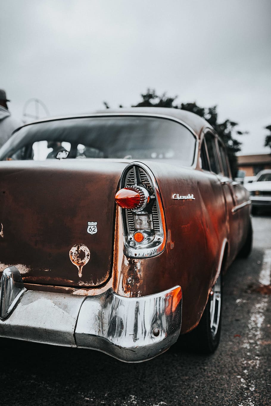 parked classic orange car, light, tail light, bokeh, blur, rust HD wallpaper