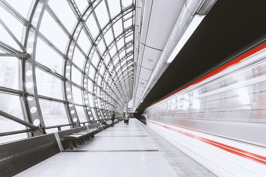 The beautiful architectural subway station. Subway through the station HD wallpaper