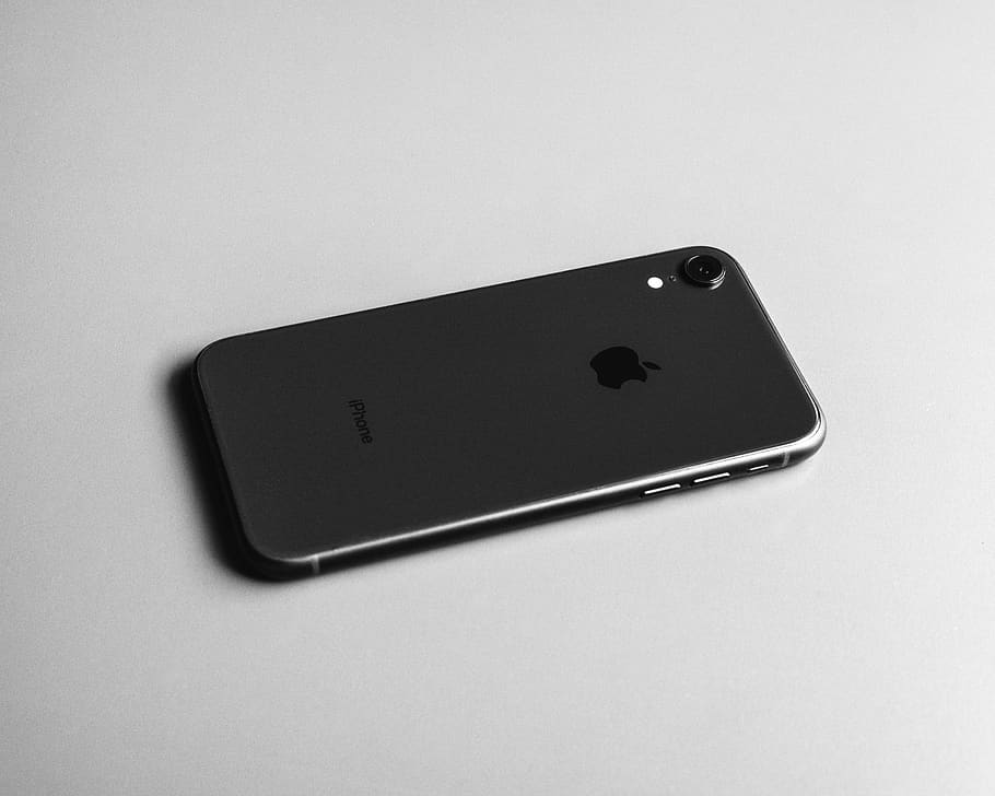 black iPhone 7, studio shot, indoors, copy space, no people, close-up HD wallpaper