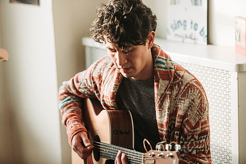 man playing guitar, person, human, leisure activities, musical instrument HD wallpaper