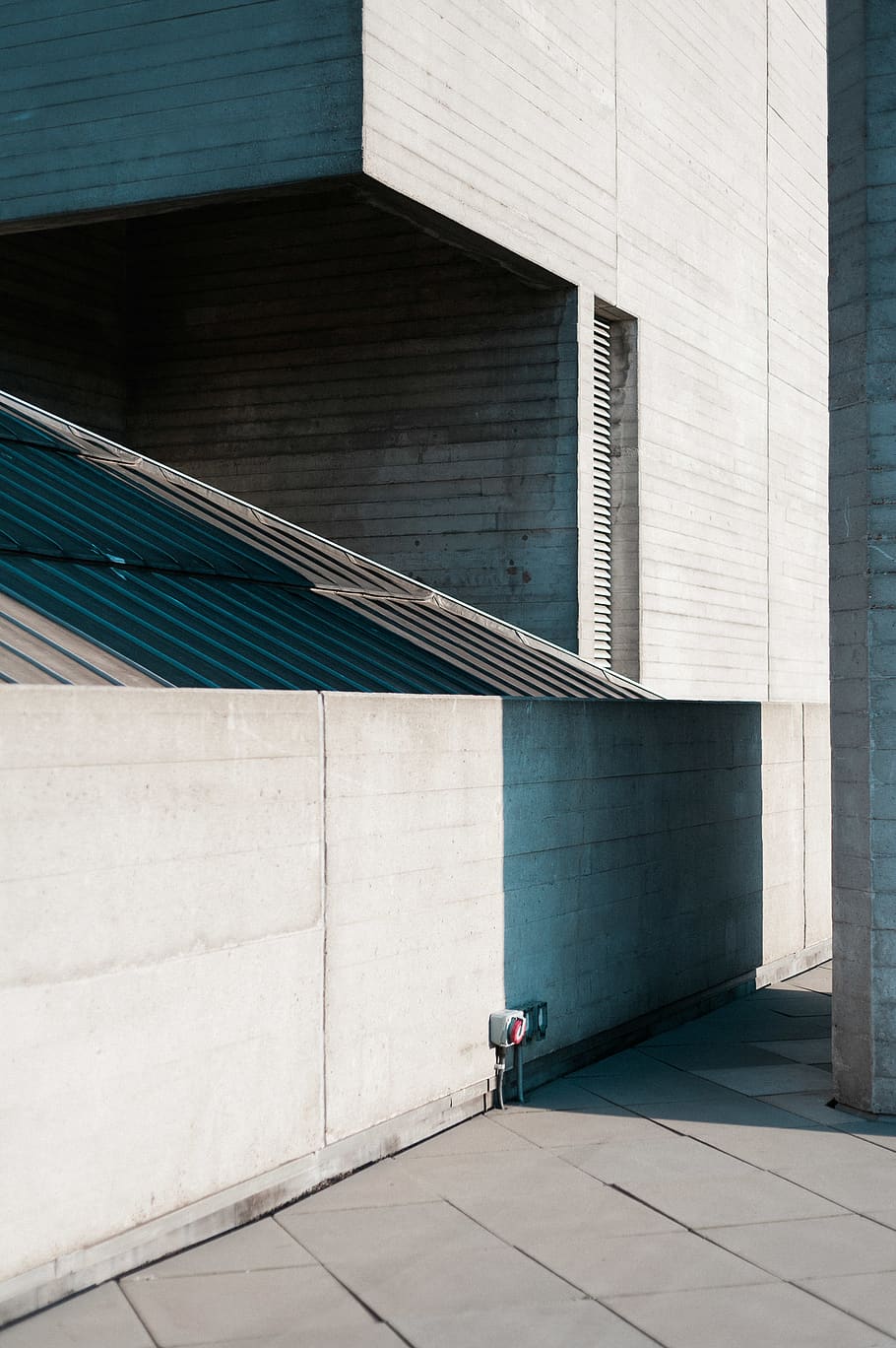 gray concrete building, architecture, built structure, building exterior HD wallpaper