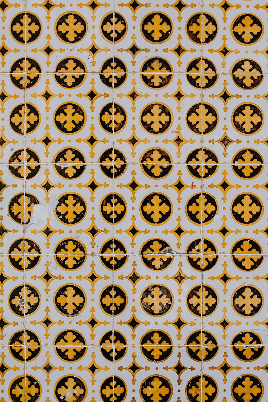 Portuguese Azulejos, typical glazed ceramic tiles, Lisbon, Portugal HD wallpaper
