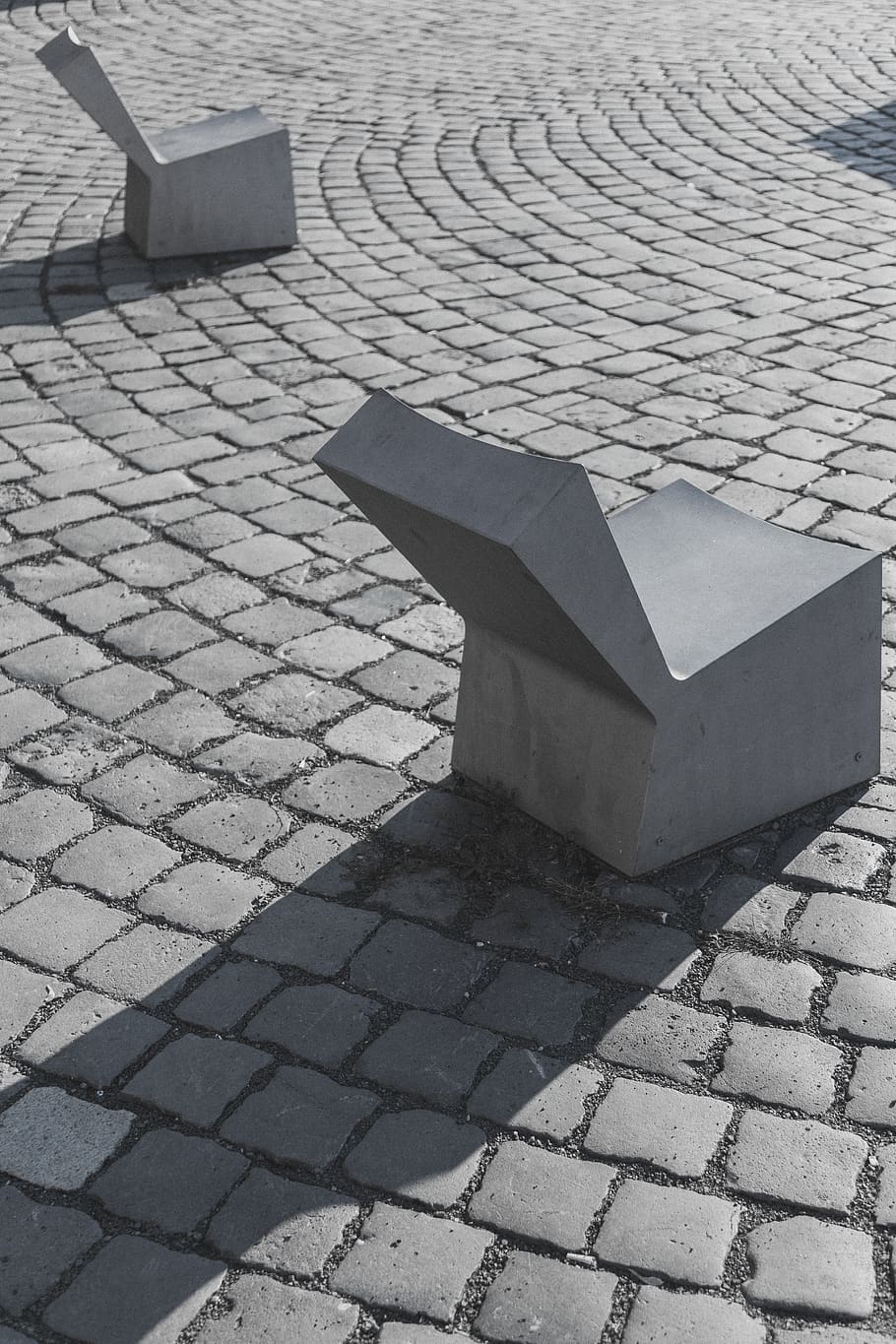 two concrete chairs on pavement, street, pattern, cobblestone HD wallpaper