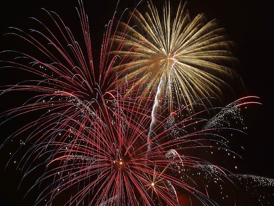Red and Yellow Fireworks, 2016, concert, december 31, explosion HD wallpaper
