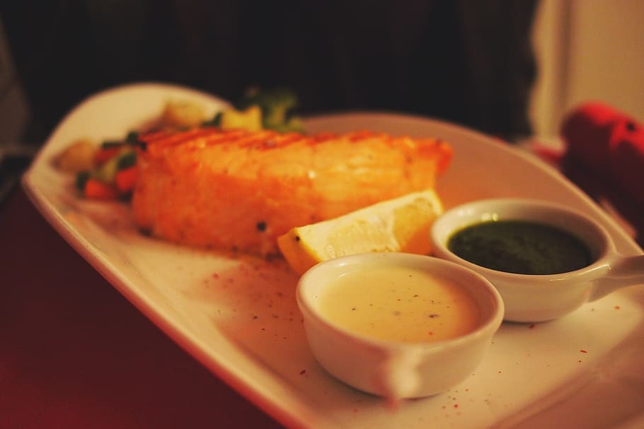 salmon, fish, food, lemon, sauces, lunch, dinner, restaurant HD wallpaper