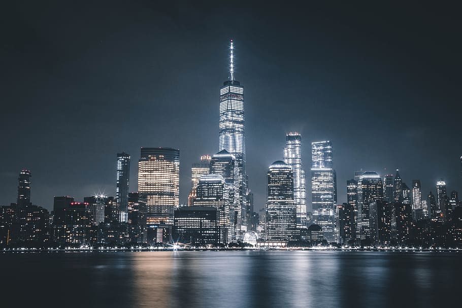 landscape photography of high-rise building during nighttime HD wallpaper